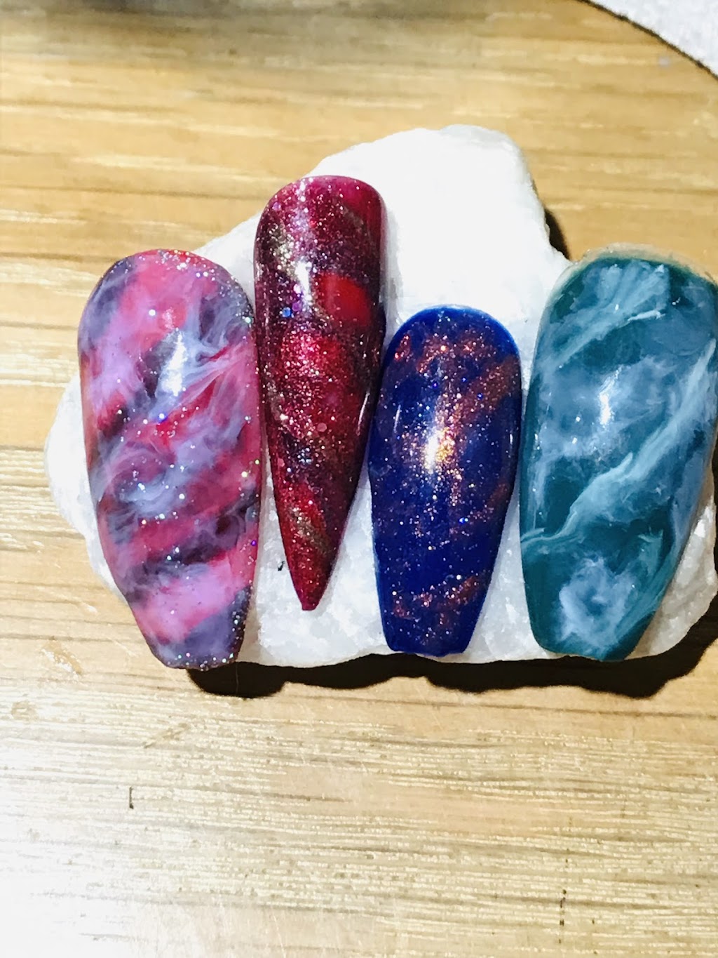 LettyVNailZ | 235 Thames St N, Ingersoll, ON N5C 3E3, Canada | Phone: (226) 778-3912