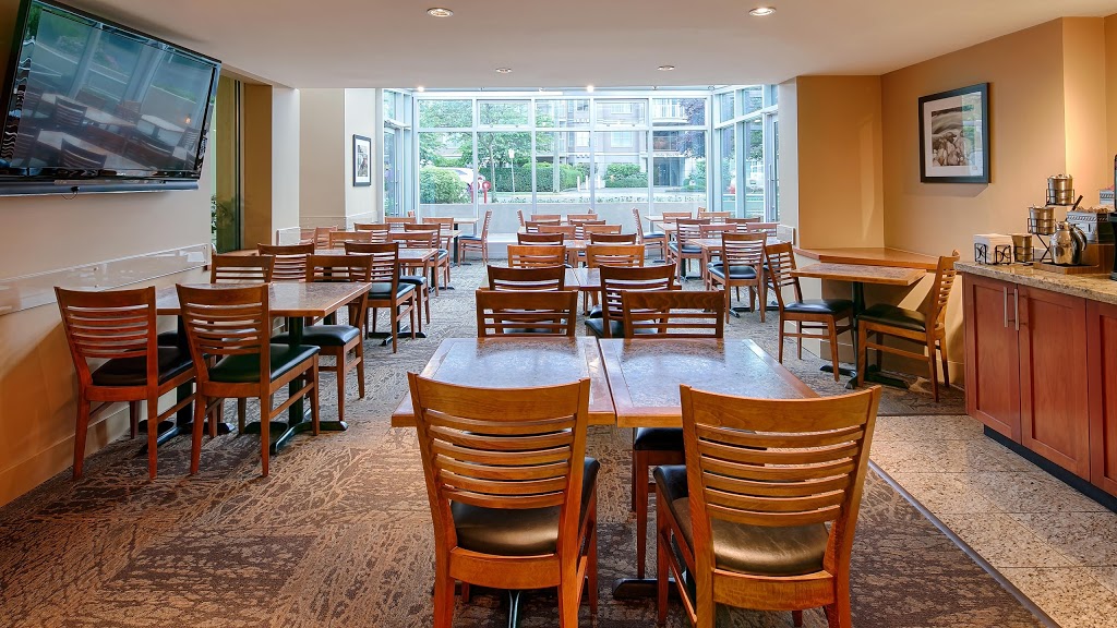 Best Western Plus Inner Harbour | 412 Quebec St, Victoria, BC V8V 1W5, Canada | Phone: (250) 384-5122