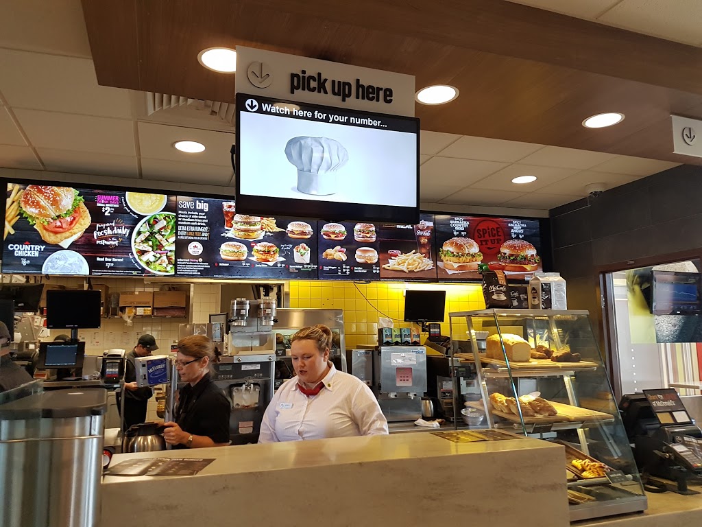 McDonalds | 1278 Topsail Rd, Paradise, NL A1L 1N7, Canada | Phone: (709) 782-2853