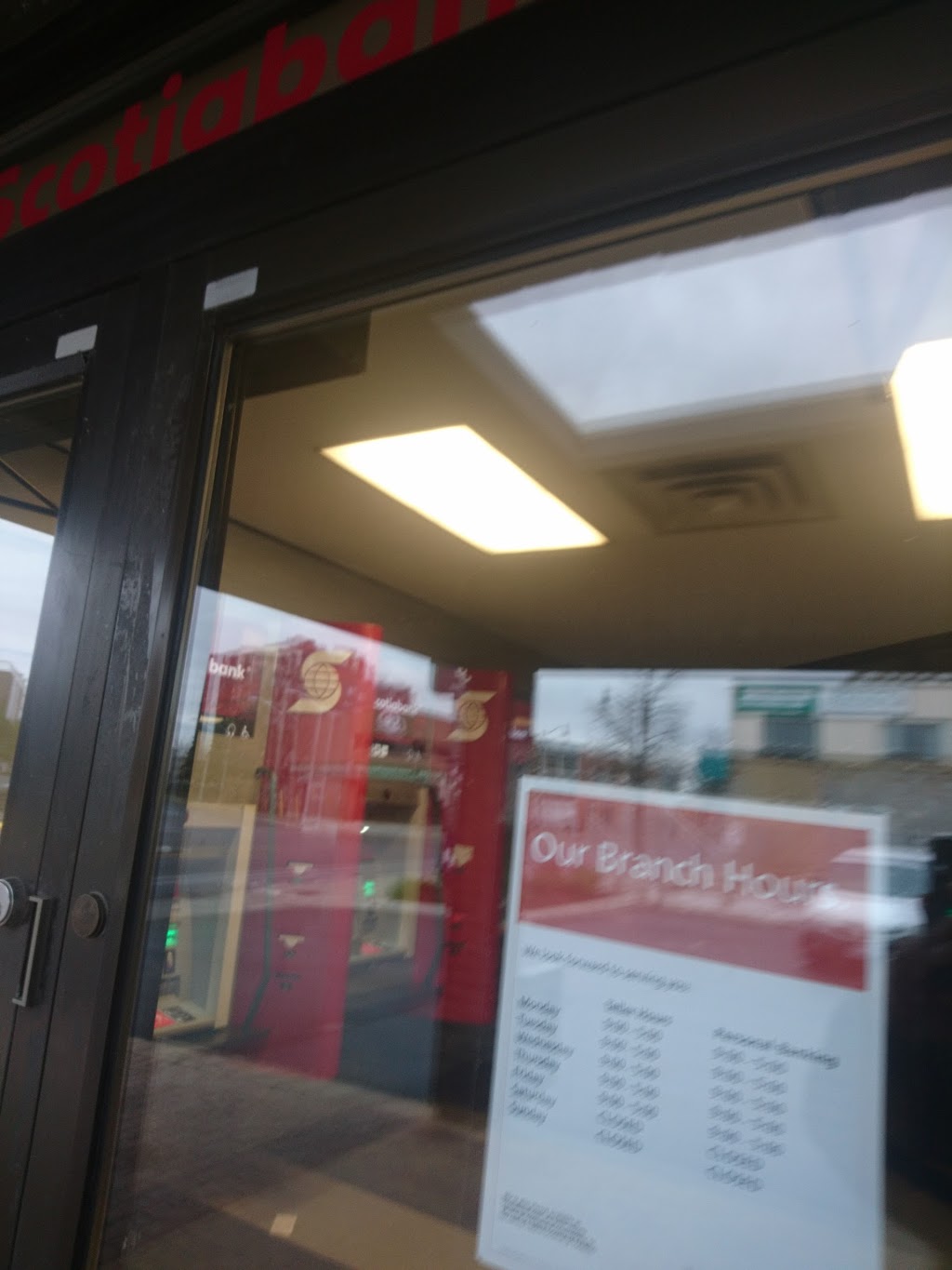 Scotiabank | 863 Princess St, Kingston, ON K7L 5N4, Canada | Phone: (613) 542-2861