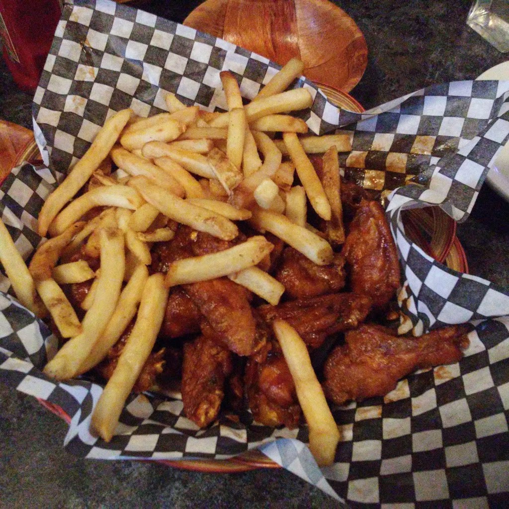 The Wally Tap & Grill | 302 OConnor Dr, East York, ON M4J 2T8, Canada | Phone: (416) 425-6136