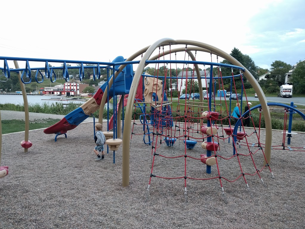 Henry Findlay Park | 123 Hawthorne St, Dartmouth, NS B2Y 2Z1, Canada