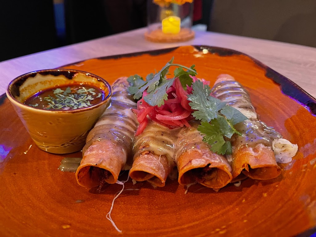 Alebrijes Kitchen + Bar | 15077 Marine Dr, White Rock, BC V4B 1C5, Canada | Phone: (236) 427-1365