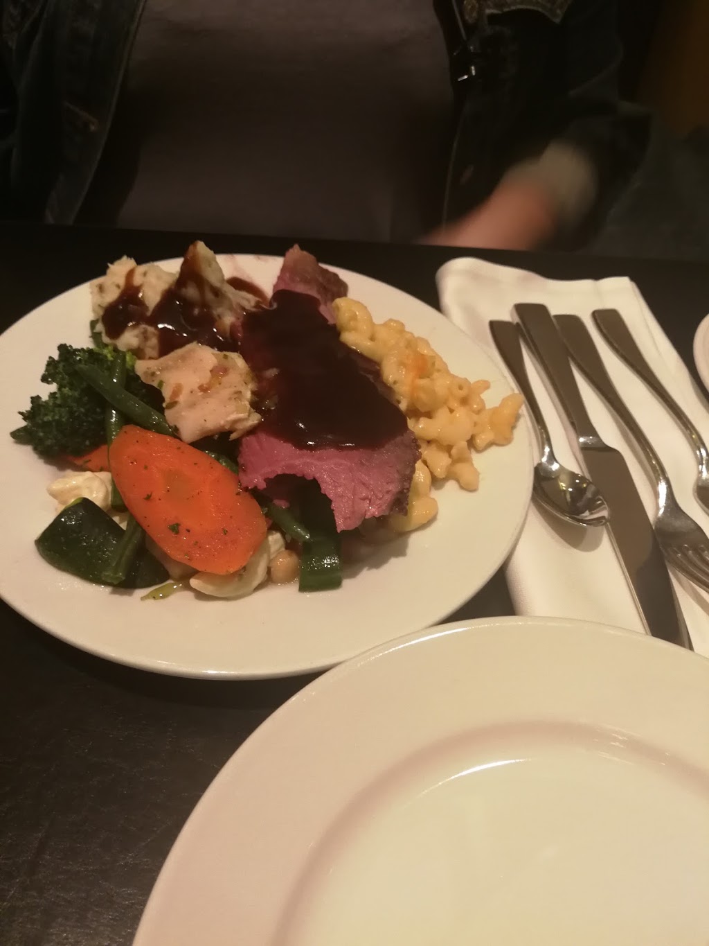 Kitchen Buffet | 300 Lapotac Blvd, Edmonton, AB T7X 3Y3, Canada | Phone: (780) 930-2679