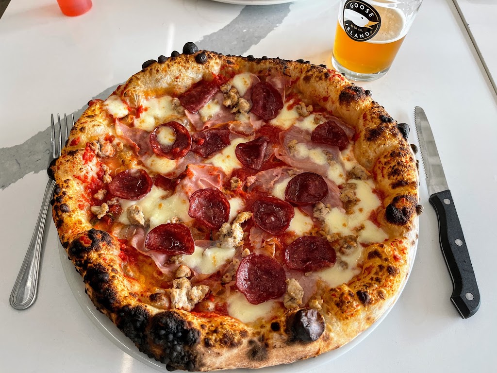 Giulietta Pizzéria | 5950 Bd des Grandes-Prairies, Saint-Léonard, QC H1P 1A2, Canada | Phone: (514) 324-0464