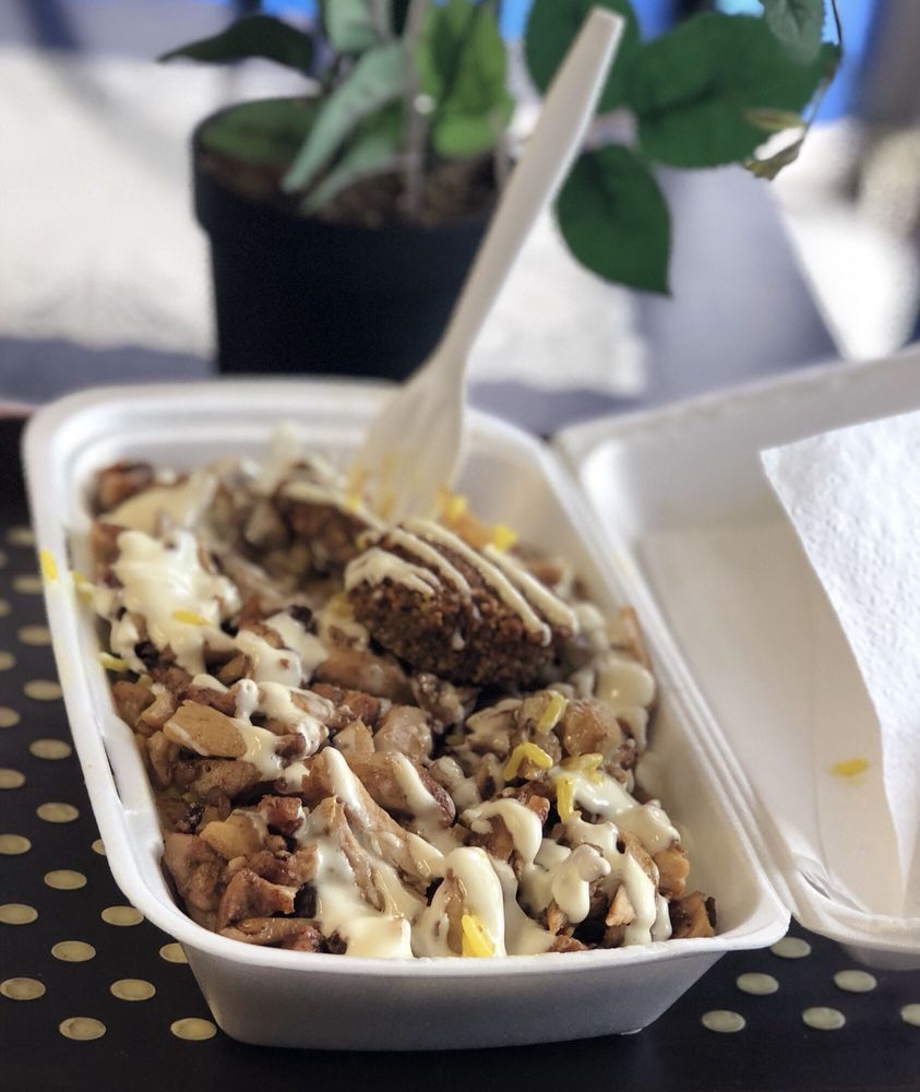 Shawarma Falafel & Bakery | 31 Melanie Dr #10, Brampton, ON L6T 4H7, Canada | Phone: (289) 410-0149