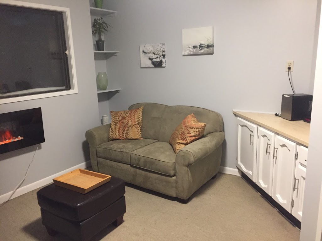 karen wilson counselling | 1476 Portage Ave, Winnipeg, MB R3G 0W3, Canada | Phone: (204) 818-1763