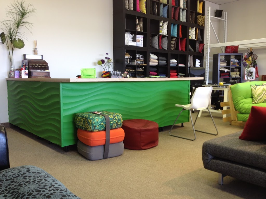 Futon Chez Soi | 1609 Desserte Nord Autoroute 440, Laval, QC H7L 3W3, Canada | Phone: (450) 973-3213
