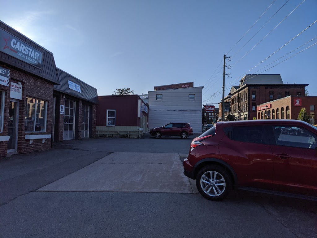 Rod Allen Co Ltd and Carstar Express Sackville | 31 Bridge St, Sackville, NB E4L 3N6, Canada | Phone: (506) 536-1555