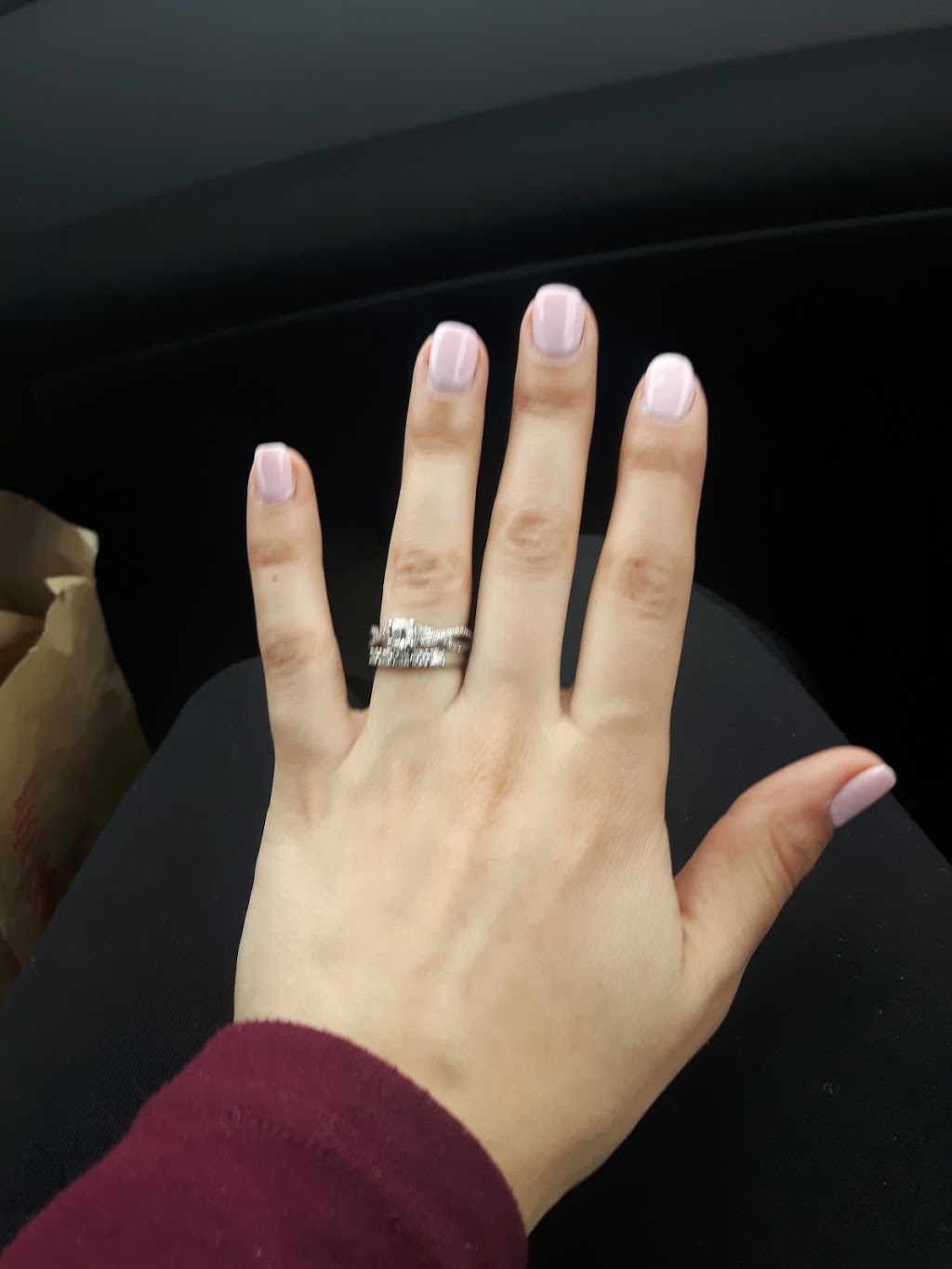Scarlet Nails & Spa | 2275 Britannia Rd W #18, Mississauga, ON L5M 2G6, Canada | Phone: (905) 819-6888