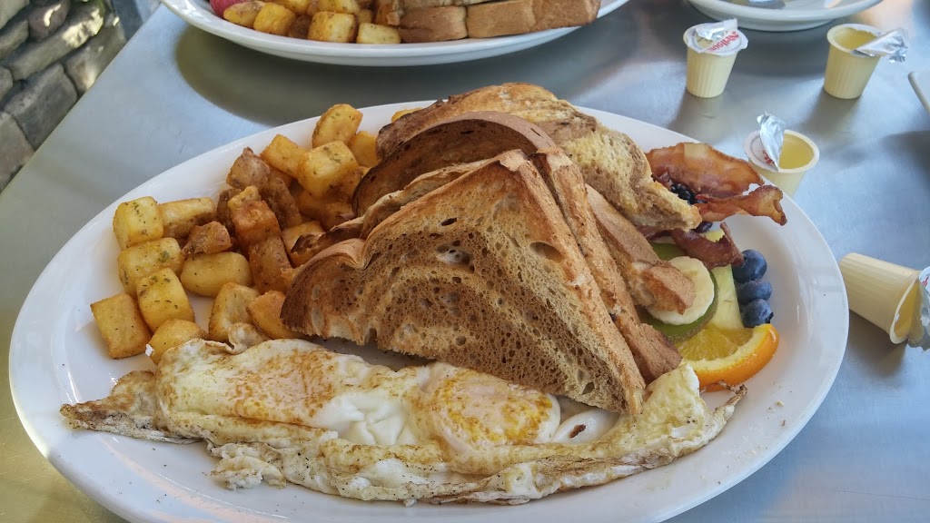 Cafe Limoncello | 226 Ottawa St N, Hamilton, ON L8H 3Z6, Canada | Phone: (905) 549-3556