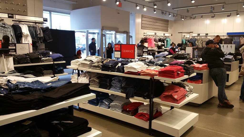 Calvin Klein | 805 Boyd St, New Westminster, BC V3M 5X2, Canada | Phone: (604) 520-1077