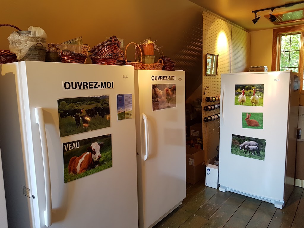 Les Jardins de la Colline | 1032 Boulevard Pierre-Laporte, Brigham, QC J2K 4R3, Canada | Phone: (450) 263-5997