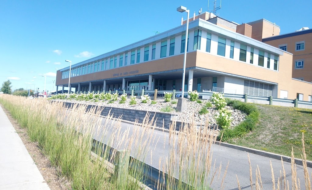 Hospital of Saint-Eustache | 520 Boulevard Arthur-Sauvé, Saint-Eustache, QC J7R 5B1, Canada | Phone: (450) 473-6811