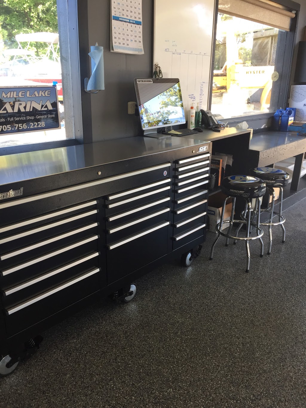 Six Mile Lake Marina | 104 Vollicks Rd, Port Severn, ON L0K 1S0, Canada | Phone: (705) 756-2228