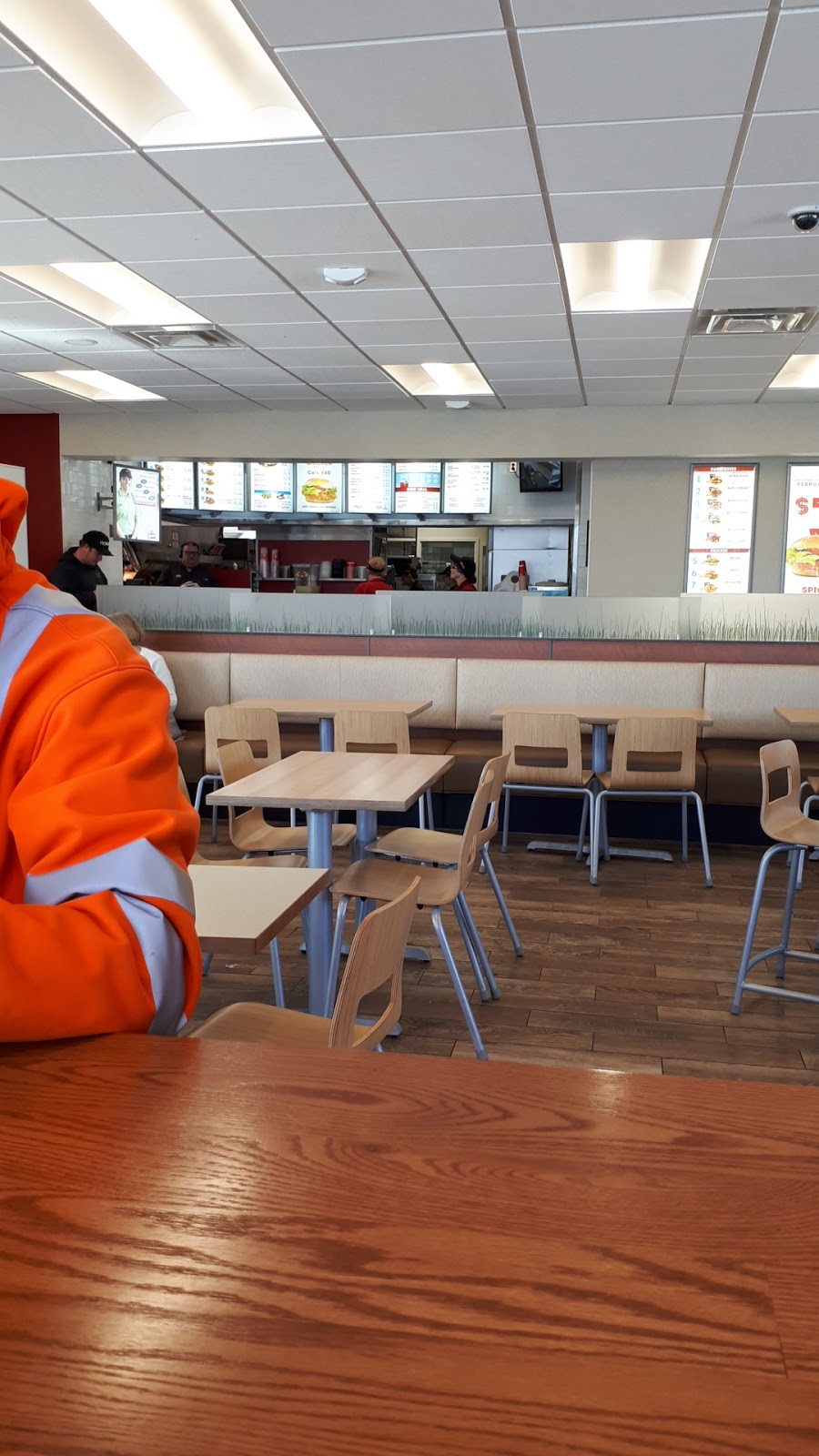 Wendys | 115 Dufferin St, Perth, ON K7H 3A5, Canada | Phone: (613) 267-7172