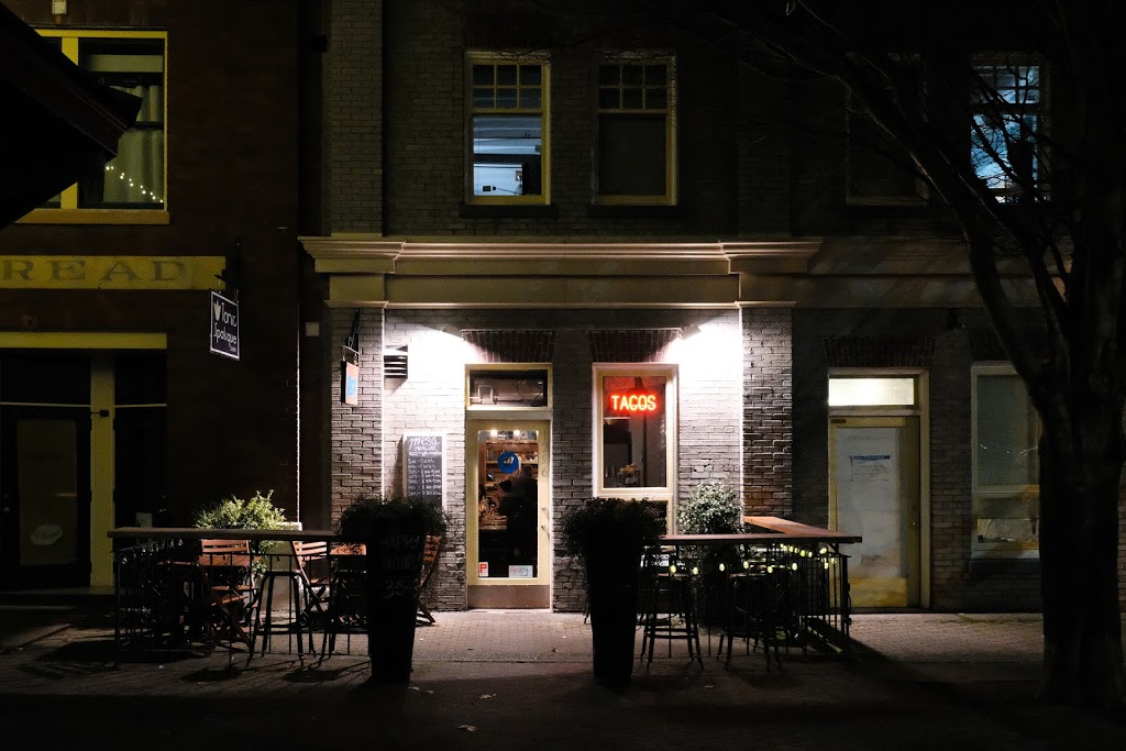 Mesa Familiar | 1296 Gladstone Ave, Victoria, BC V8T 1G6, Canada | Phone: (778) 265-4725