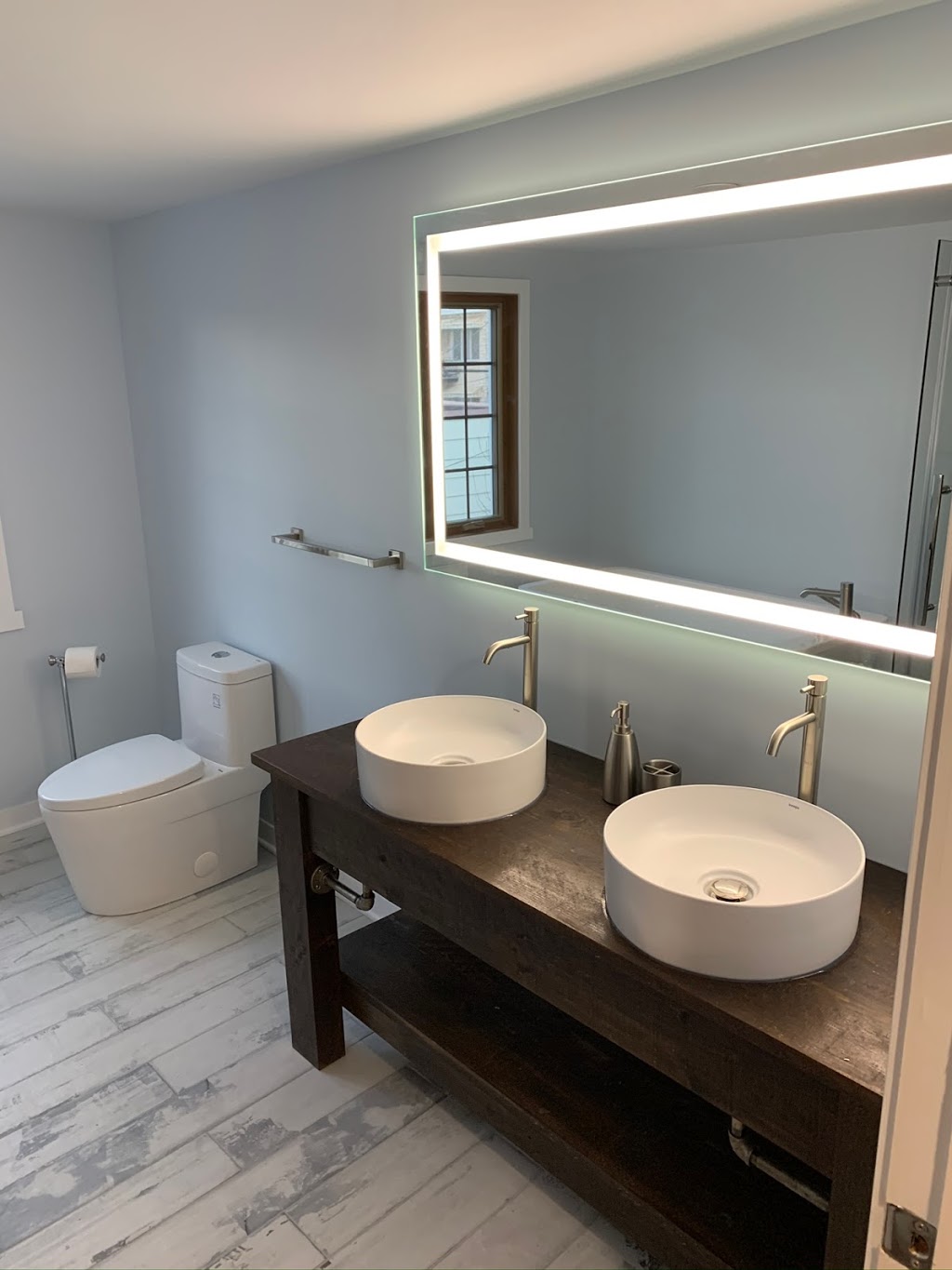 Rénovations FHL | 1926 Av Victoria, Greenfield Park, QC J4V 1M6, Canada | Phone: (438) 985-6624
