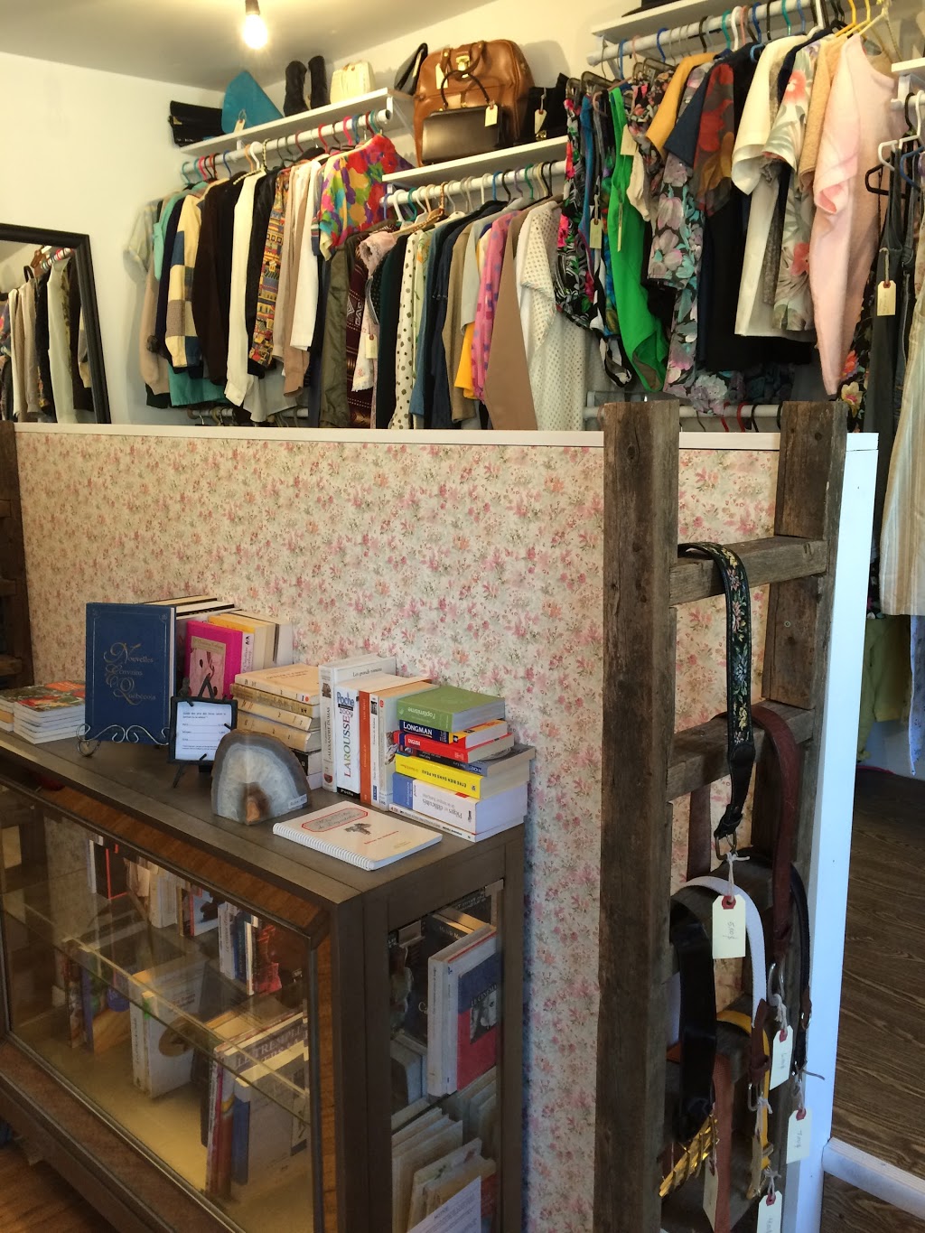 Friperie La Défroque | 5993 Rue Morin, Val-Morin, QC J0T 2R0, Canada | Phone: (438) 885-7071