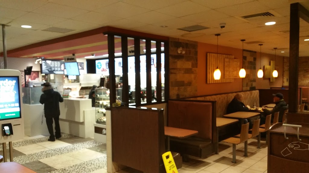 McDonalds | 372 Stone Rd W, Guelph, ON N1G 4T8, Canada | Phone: (519) 763-8842
