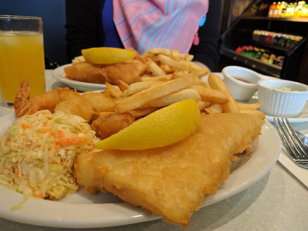 Viking Fish & Chips | 826 The Queensway, Etobicoke, ON M8Z 1N5, Canada | Phone: (416) 259-2051