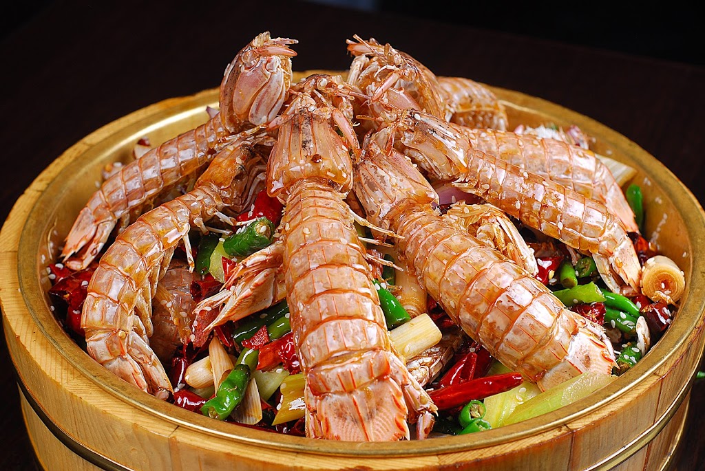 柳七爷麻辣小龙虾 Spicy Uncle | 4733 Steeles Ave E, Scarborough, ON M1V 4S5, Canada | Phone: (416) 297-7878