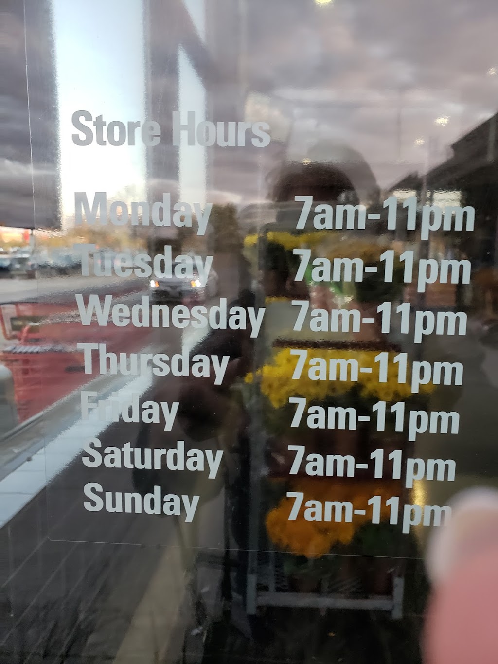 Joe Fresh | 472 Bayfield St, Barrie, ON L4M 5A2, Canada | Phone: (705) 735-6689
