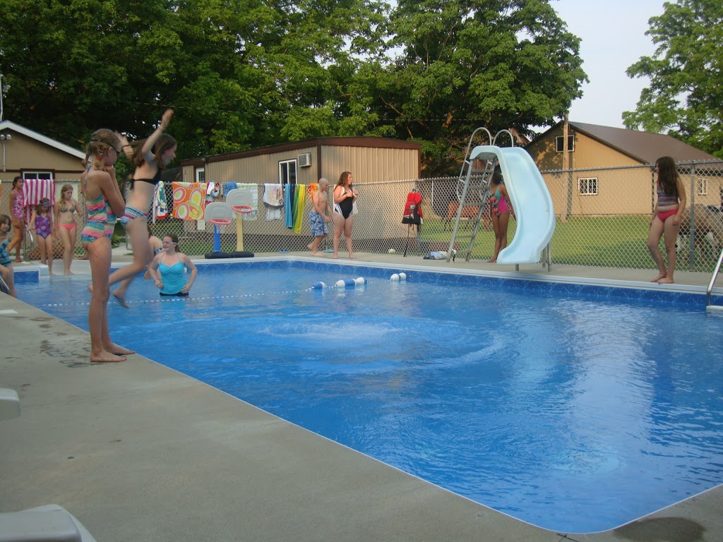 Horseshoe J Dude Ranch - Summer Camps, Lessons, Public trail rid | 32553 Erin Line, Fingal, ON N0L 1K0, Canada | Phone: (519) 762-5402