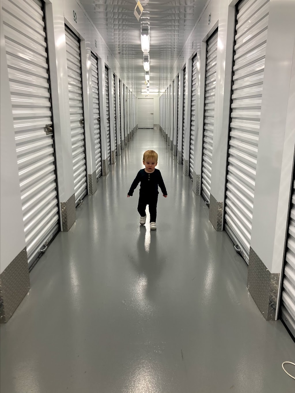 Just Right Self Storage | 255 City Centre Ave, Ottawa, ON K1R 7R7, Canada | Phone: (613) 567-3333