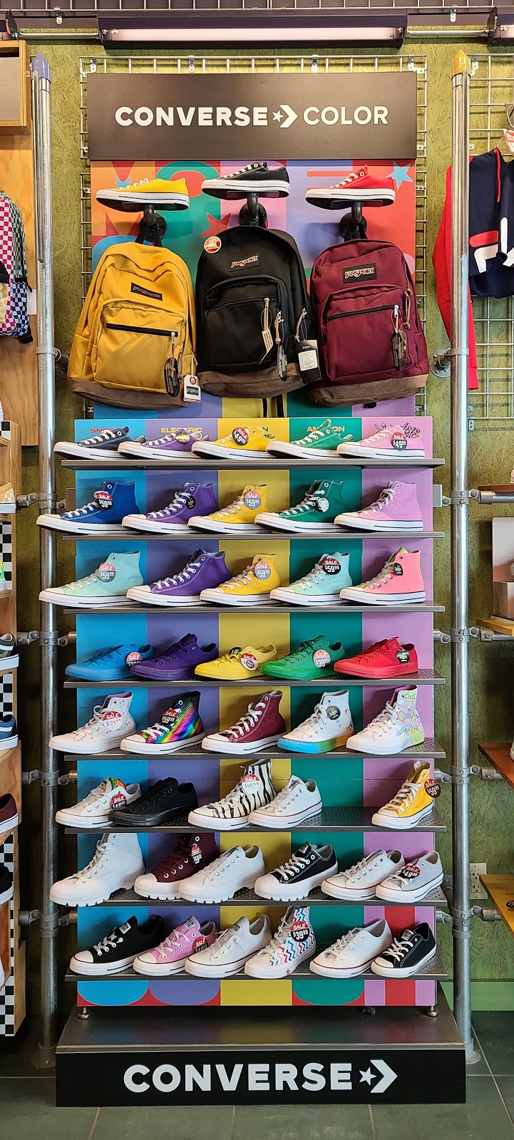 Journeys | Bramalea City Centre, 25 Peel Centre Dr, Brampton, ON L6T 3R5, Canada | Phone: (905) 793-6058