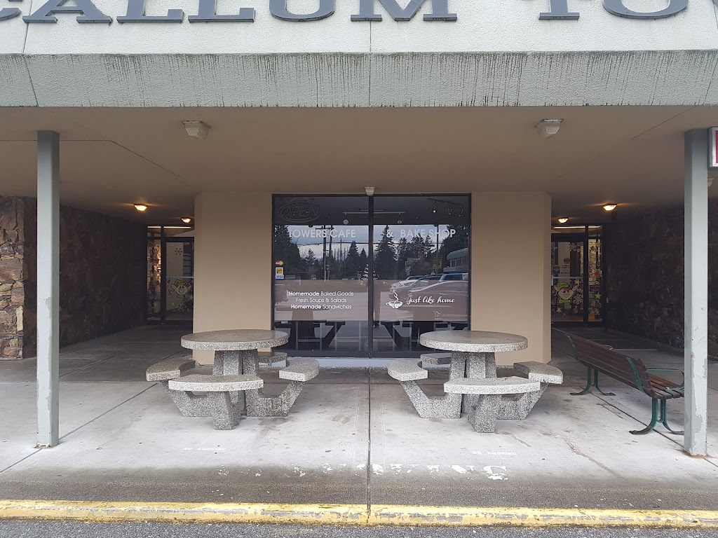 Towers Cafe | 2151 McCallum Rd, Abbotsford, BC V2S 3N8, Canada | Phone: (604) 853-3837
