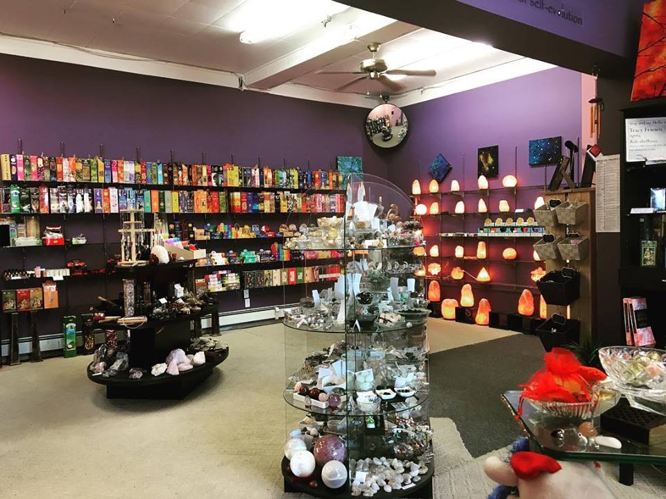 Crystal Cove | 1010 8 St E, Saskatoon, SK S7H 0R9, Canada | Phone: (306) 270-5532