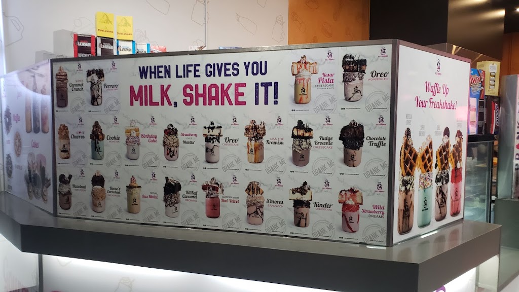 Holy Shakes Burlington | 2321 Appleby Line Unit H4, Burlington, ON L7M 4P9, Canada | Phone: (905) 331-0770
