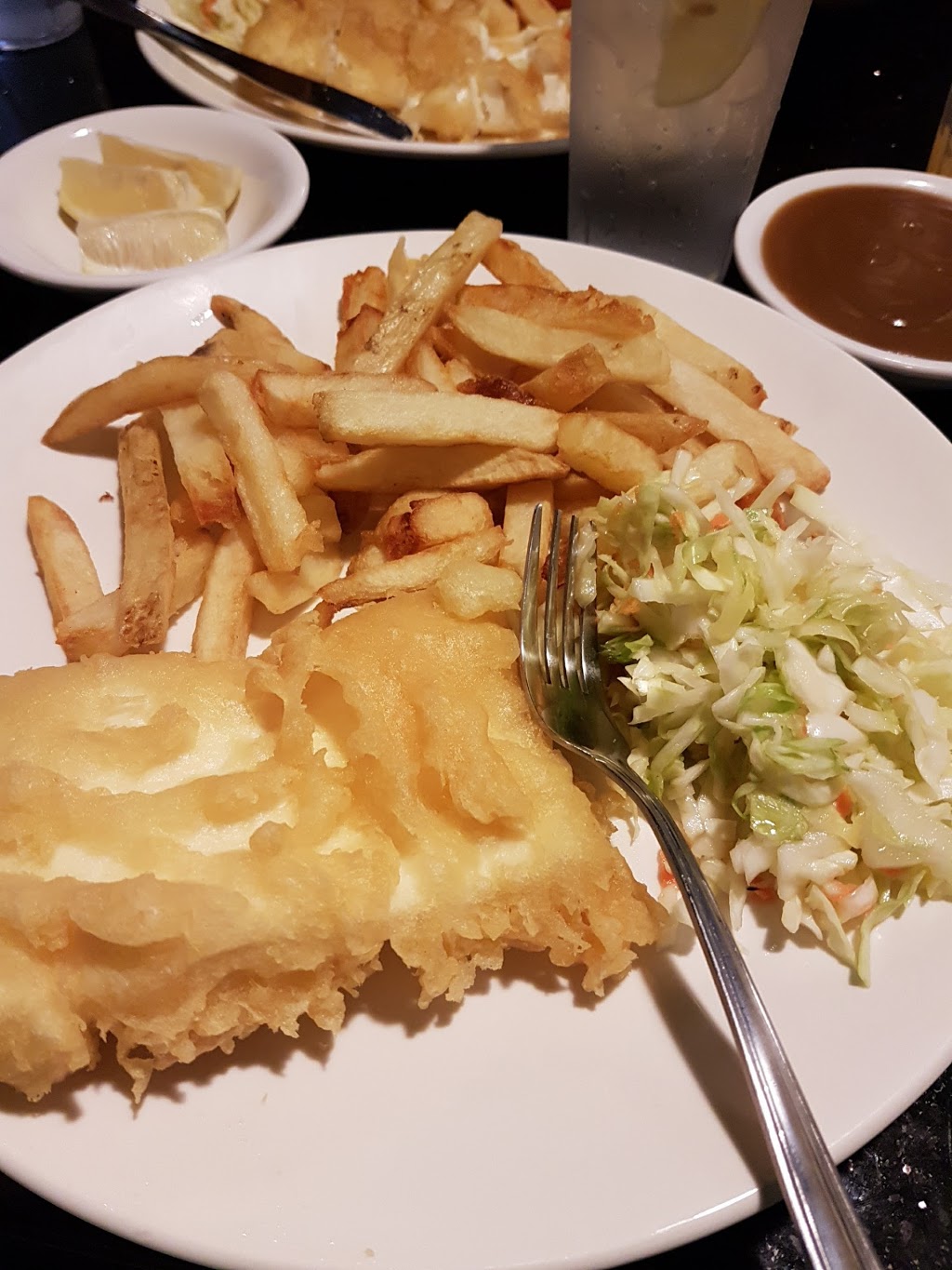Halibut House Fish & Chips | 3600 Dundas St, Burlington, ON L7M 4B8, Canada | Phone: (905) 332-8838