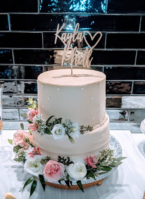 Moments Bakery | 146 Shoreline Crescent, Napanee, ON K7R 3W2, Canada | Phone: (613) 540-1054