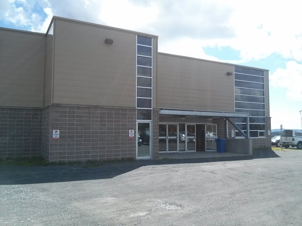 Aréna Lambton | Aréna de Lambton, 213 Rue de lAréna, Lambton, QC G0M 1H0, Canada | Phone: (418) 486-7558