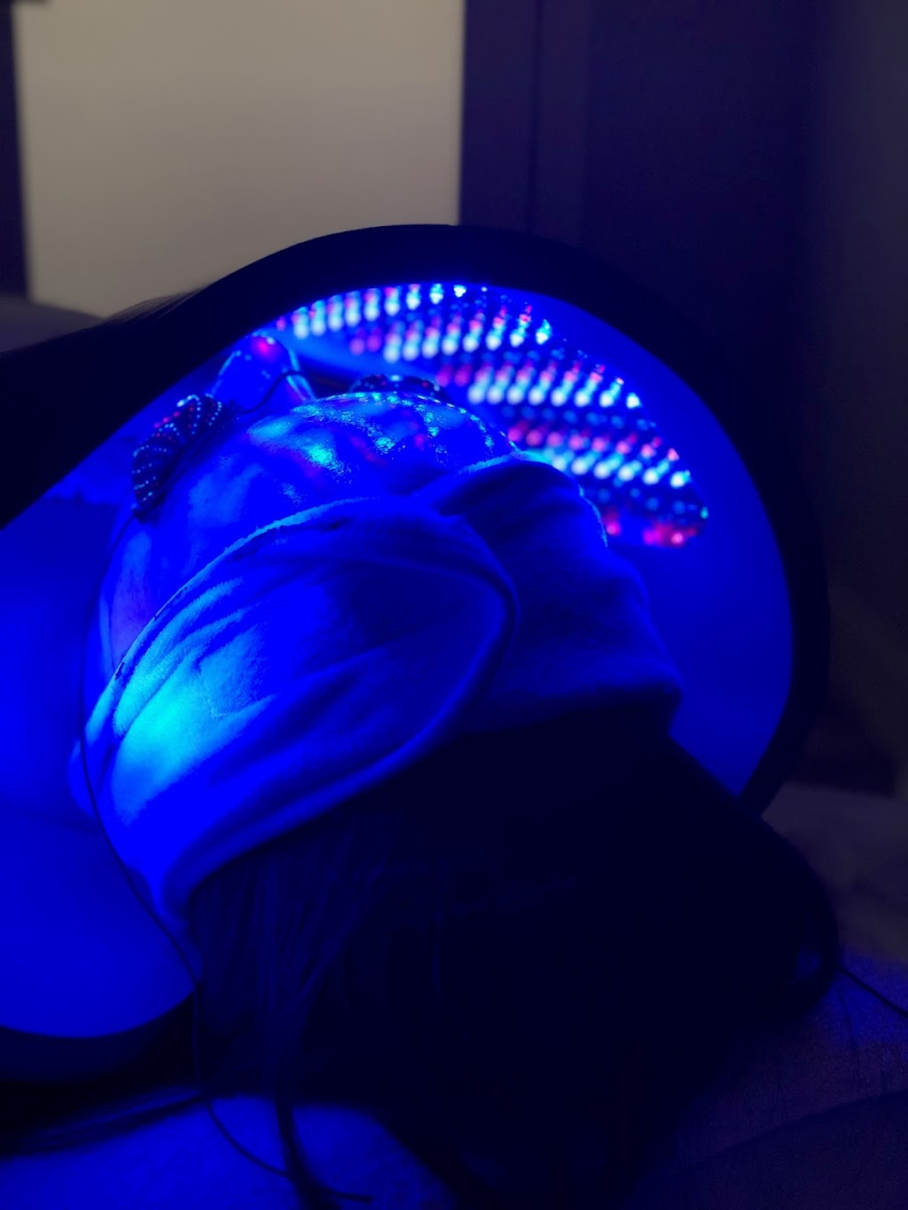 Glow Beauty Bar | 1128 The Queensway, Etobicoke, ON M8Z 1P7, Canada | Phone: (647) 330-6044