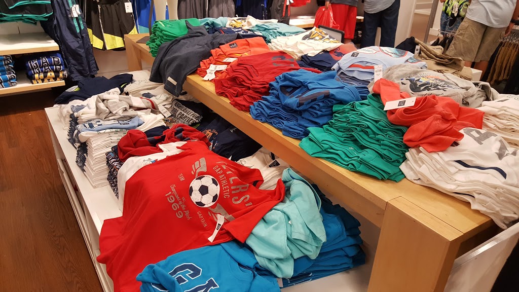 Gap Entrepôts | MONTREAL PREMIUM 230, 19001 Chemin Notre Dame, Mirabel, QC J7J 2A5, Canada | Phone: (450) 420-4882
