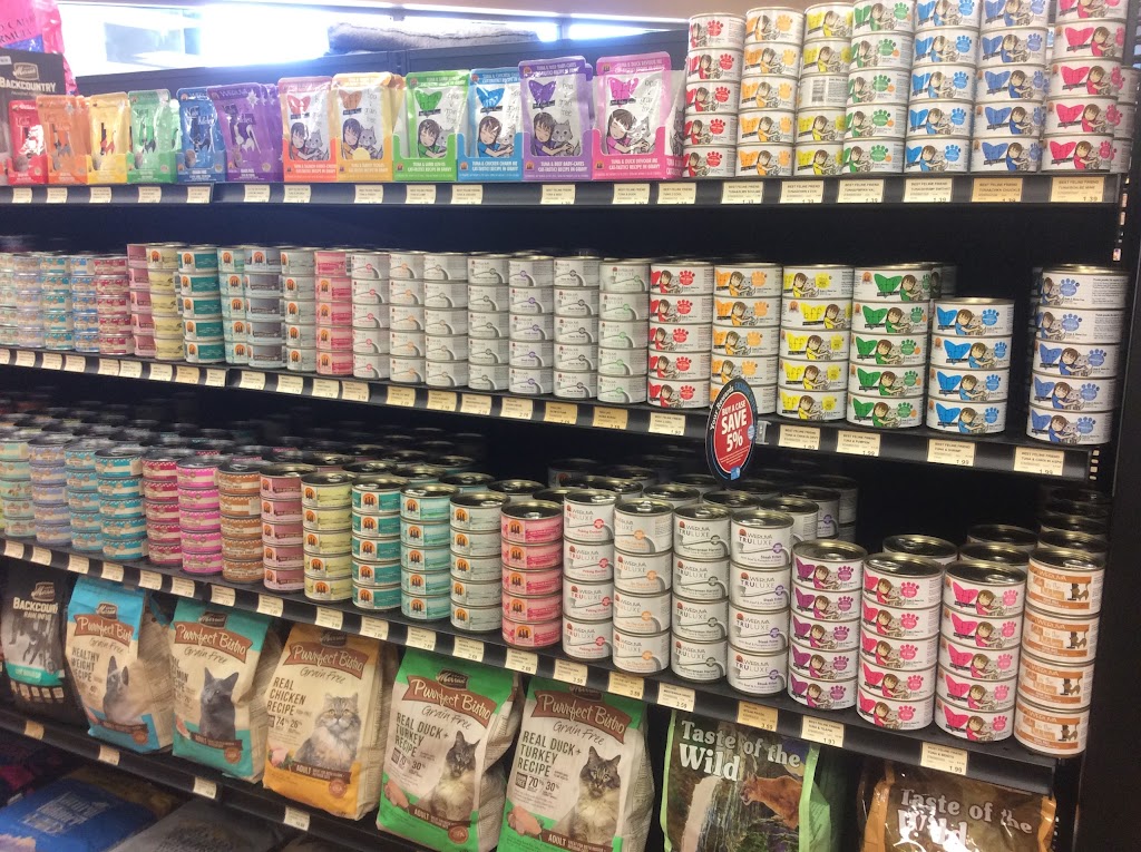 Pet Valu | 130 Cedar St, Cambridge, ON N1S 1W4, Canada | Phone: (519) 622-4927