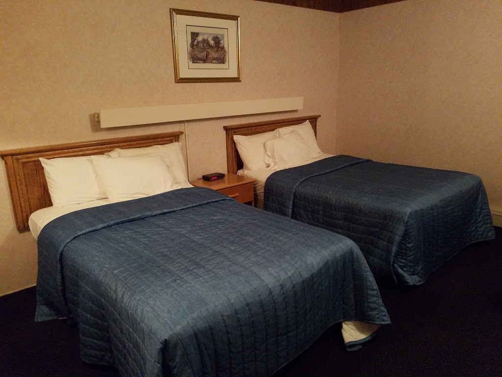 The Crystal Inn | 4249 River Rd, Niagara Falls, ON L2E 3E7, Canada | Phone: (905) 354-9444