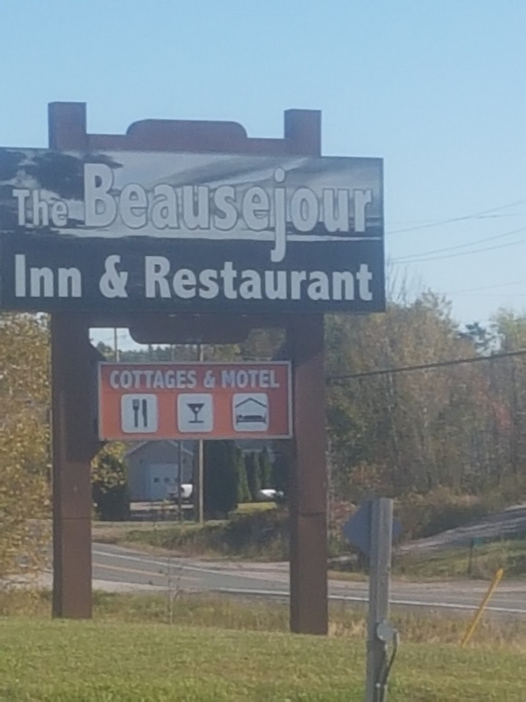 The Beausejour Inn & Restaurant | 1527 ON-64, Alban, ON P0M 1A0, Canada | Phone: (705) 857-2193