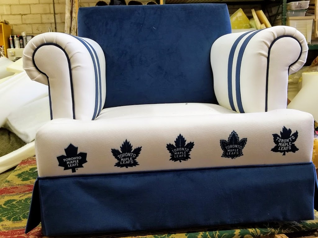 Carlos Upholstery | 5040 Maingate Dr #8, Mississauga, ON L4W 1X5, Canada | Phone: (416) 876-1981