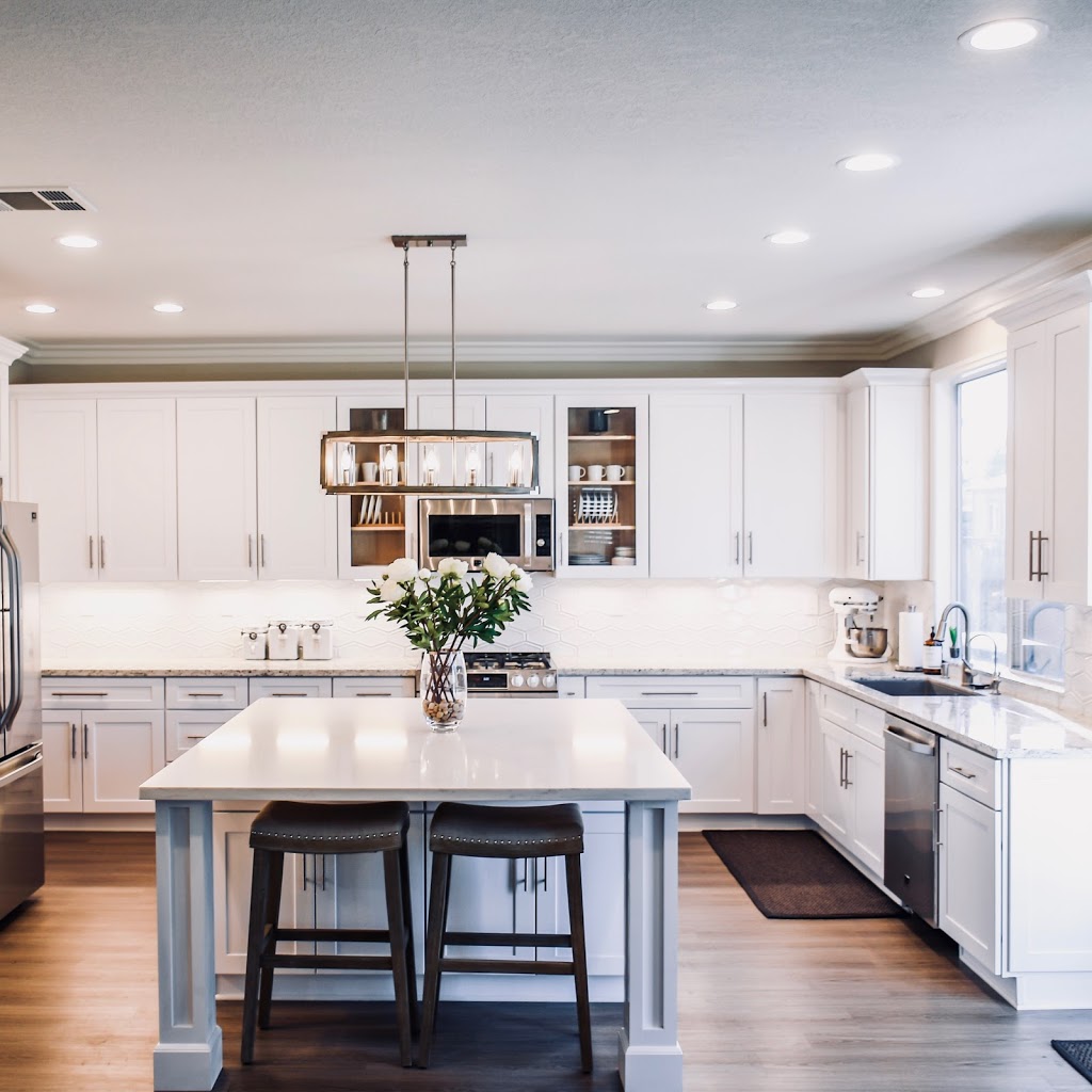Heart & Sold, REALTORS, RE/MAX Real Estate (Central) | 2411 4 St NW, Calgary, AB T2M 2Z8, Canada | Phone: (403) 990-4962