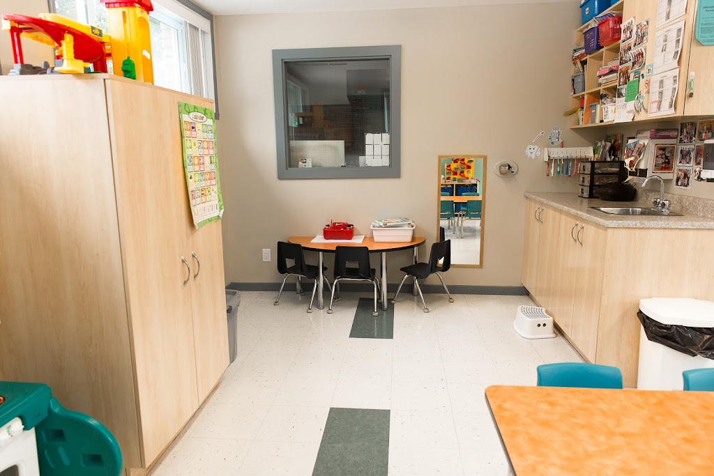Nursery Montarville Inc | 15 Rue Saint-Jacques, Saint-Bruno-de-Montarville, QC J3V 2E9, Canada | Phone: (450) 461-0015