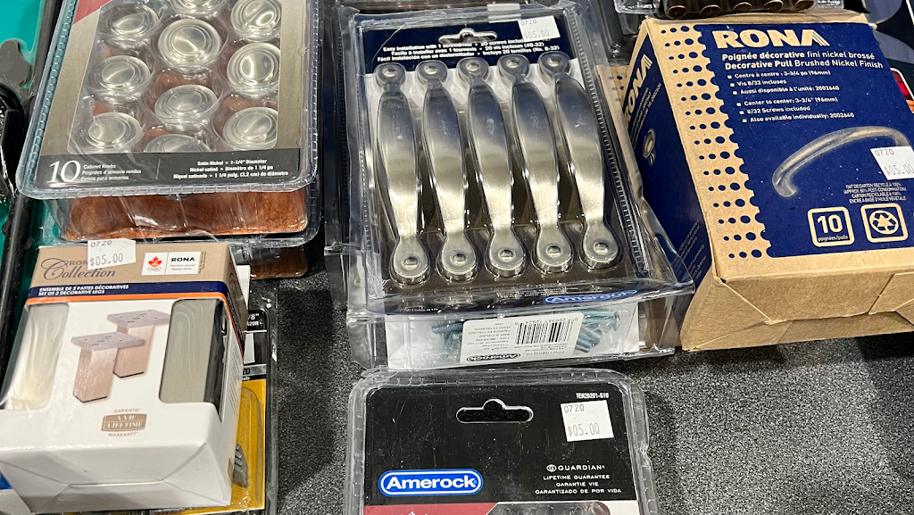 Quincaillerie R+ Alma | 2355 Av. du Pont S Suite 102, Alma, QC G8B 5V2, Canada | Phone: (418) 668-0025
