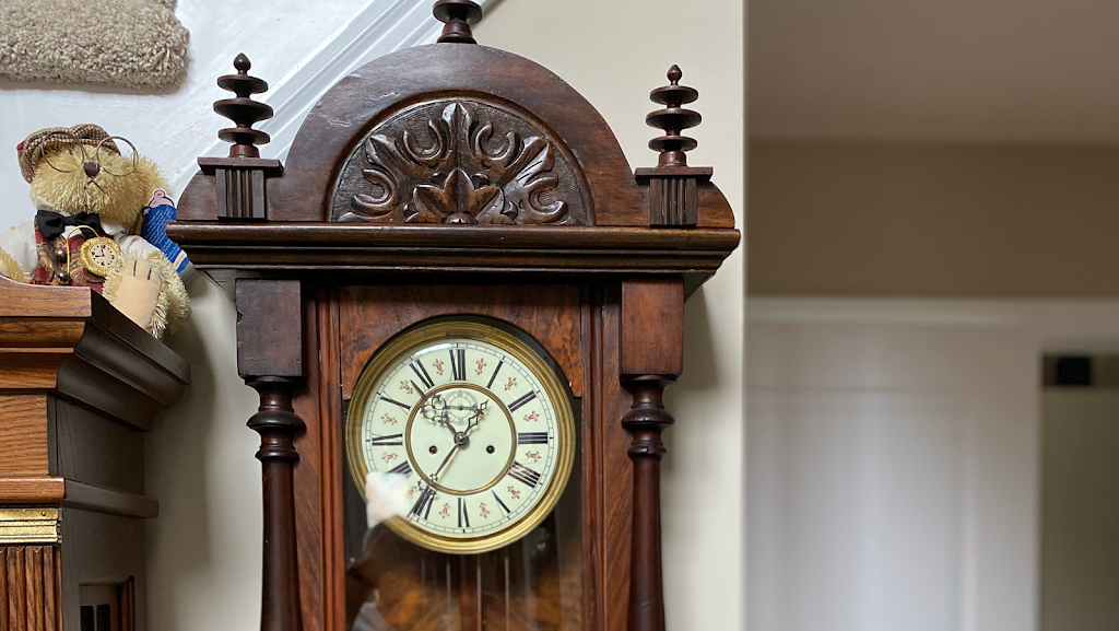 Bloemens Clock Repair Service | 2537 Asima Dr, London, ON N6M 0B4, Canada | Phone: (519) 667-2244