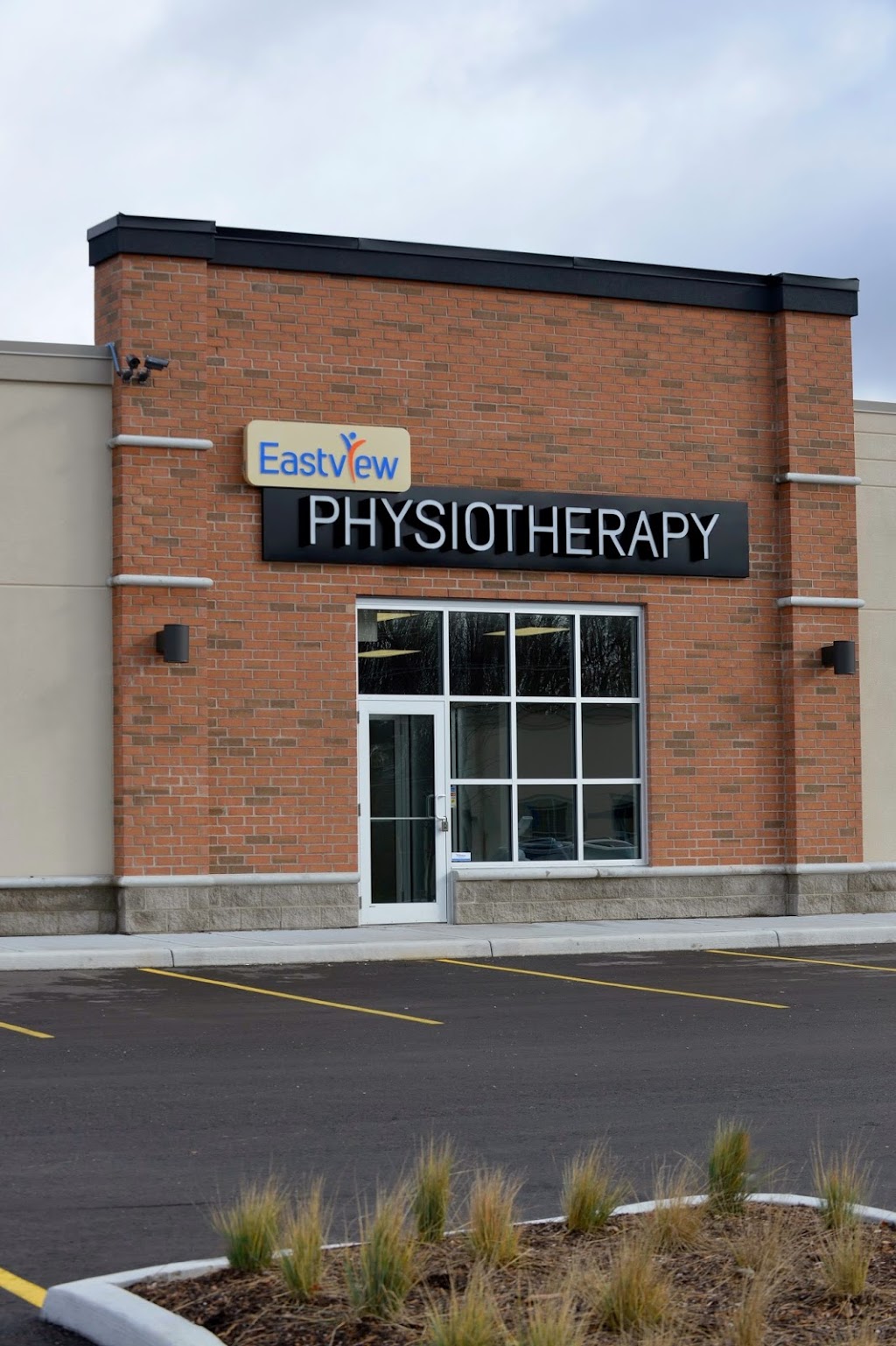 Guelph Physiotherapy Clinics | 18-130 Silvercreek Pkwy N, Guelph, ON N1H 7Y5, Canada | Phone: (519) 763-8885