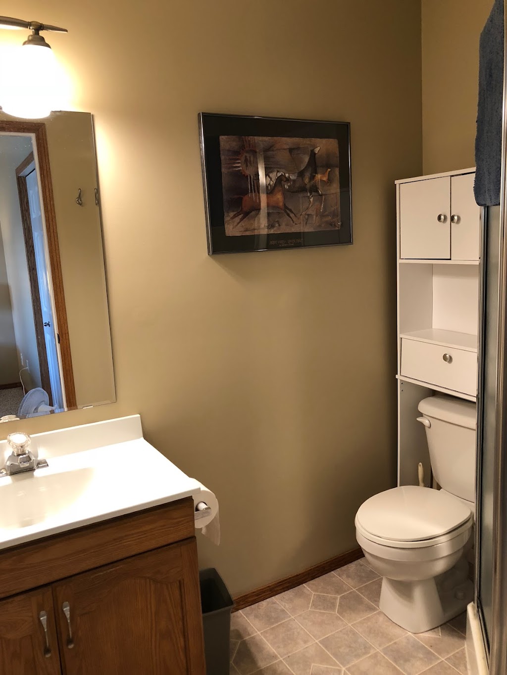 Sea Oar Inn - Summer Cottage | 5004 38 St, Sylvan Lake, AB T4S 1B6, Canada | Phone: (780) 996-5409