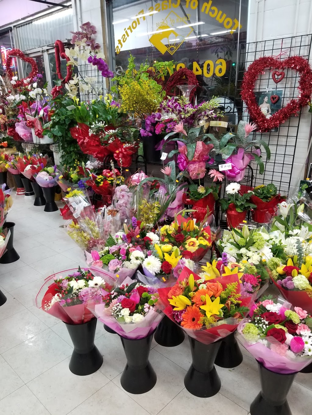 Touch Of Class Florists | 118-8011 No 1 Rd, Richmond, BC V7C 1T8, Canada | Phone: (604) 277-9618