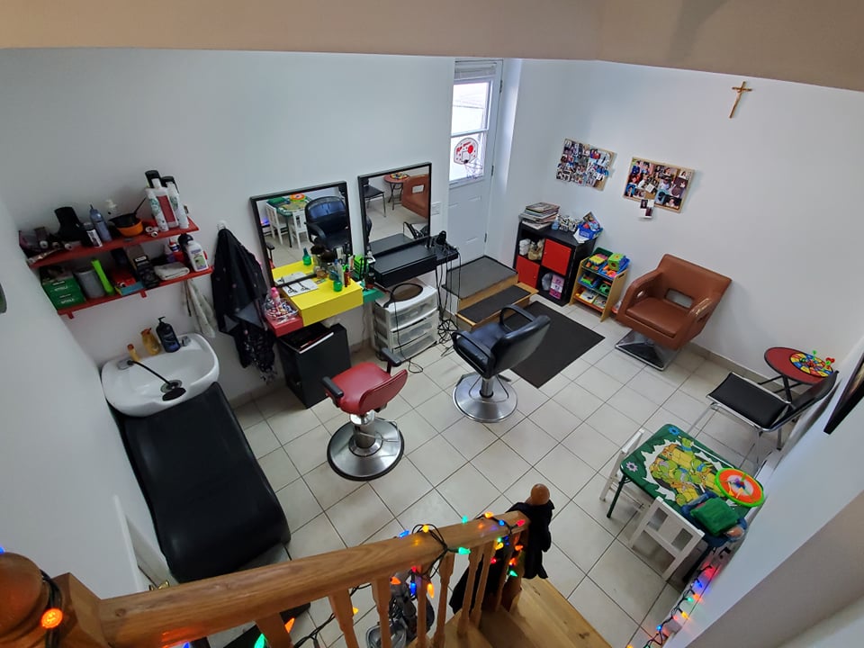 Lililand Hairdresser | 15615 Rue de Boischatel, Pierrefonds, QC H9H 3T4, Canada | Phone: (514) 624-9386